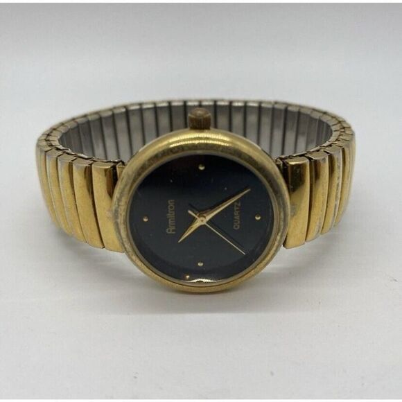 Beautiful Vintage Armitron Gold Tone Black Face Ladies 🔥🔥 - Picture 1 of 9